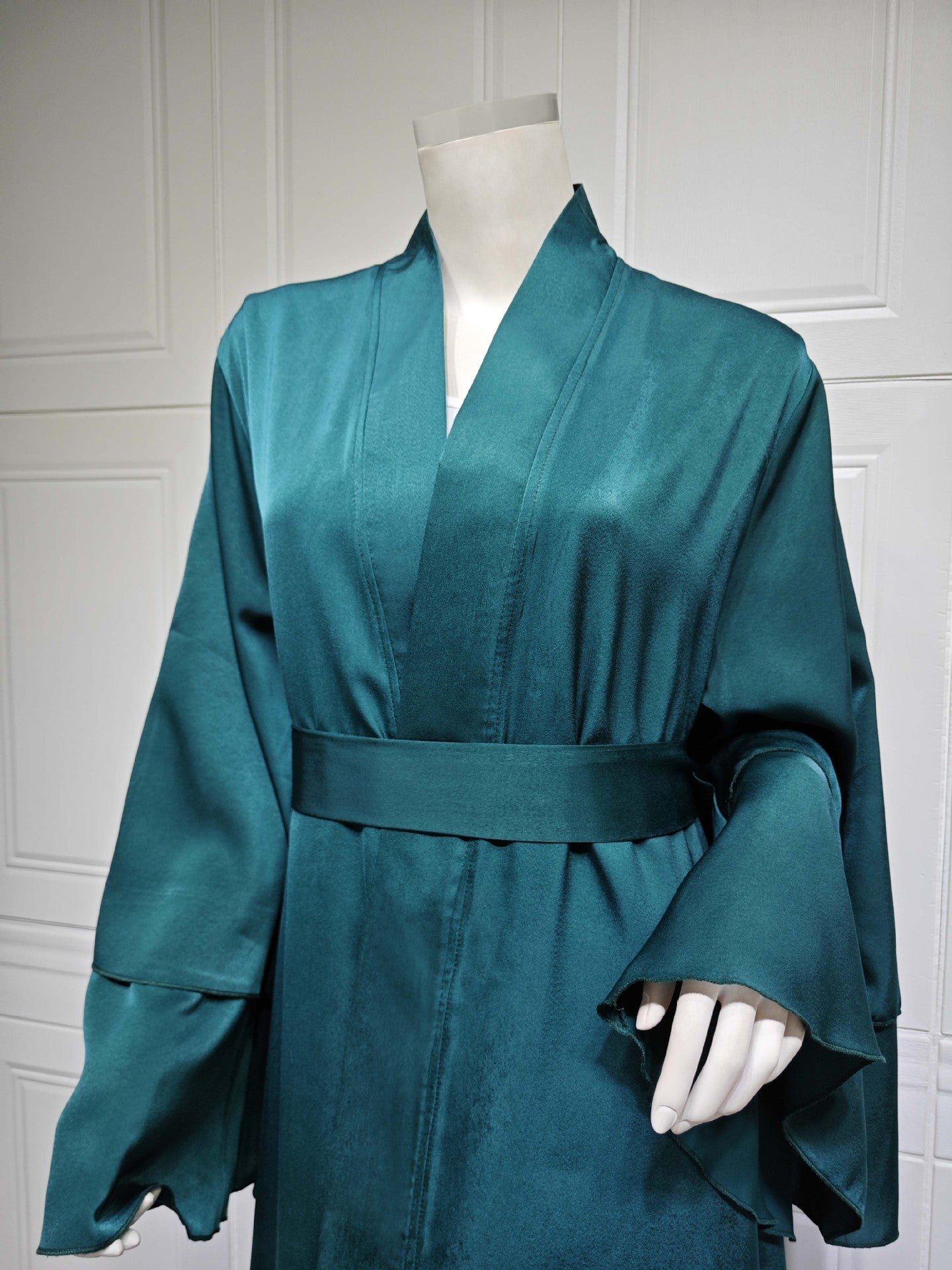 Layali Grace Open Abaya