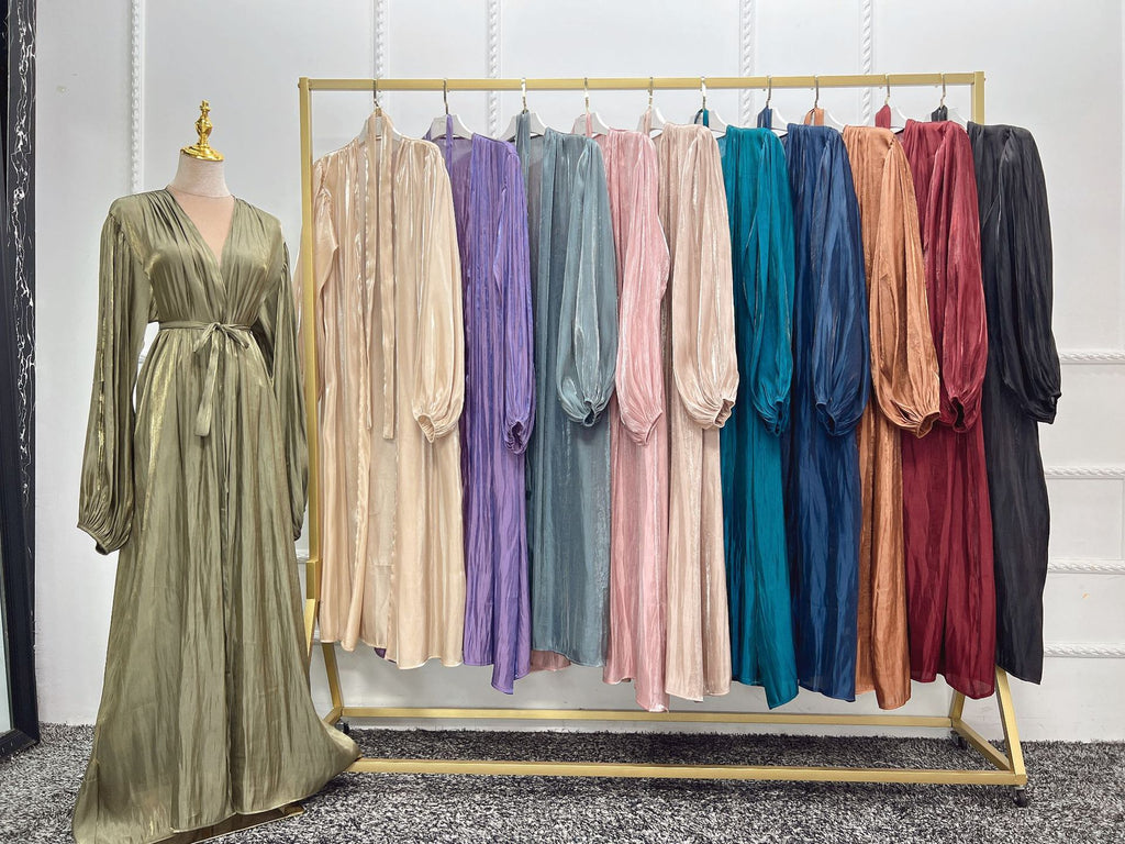 Golden Veil Abaya – Sheer Flowing Luxury Layer