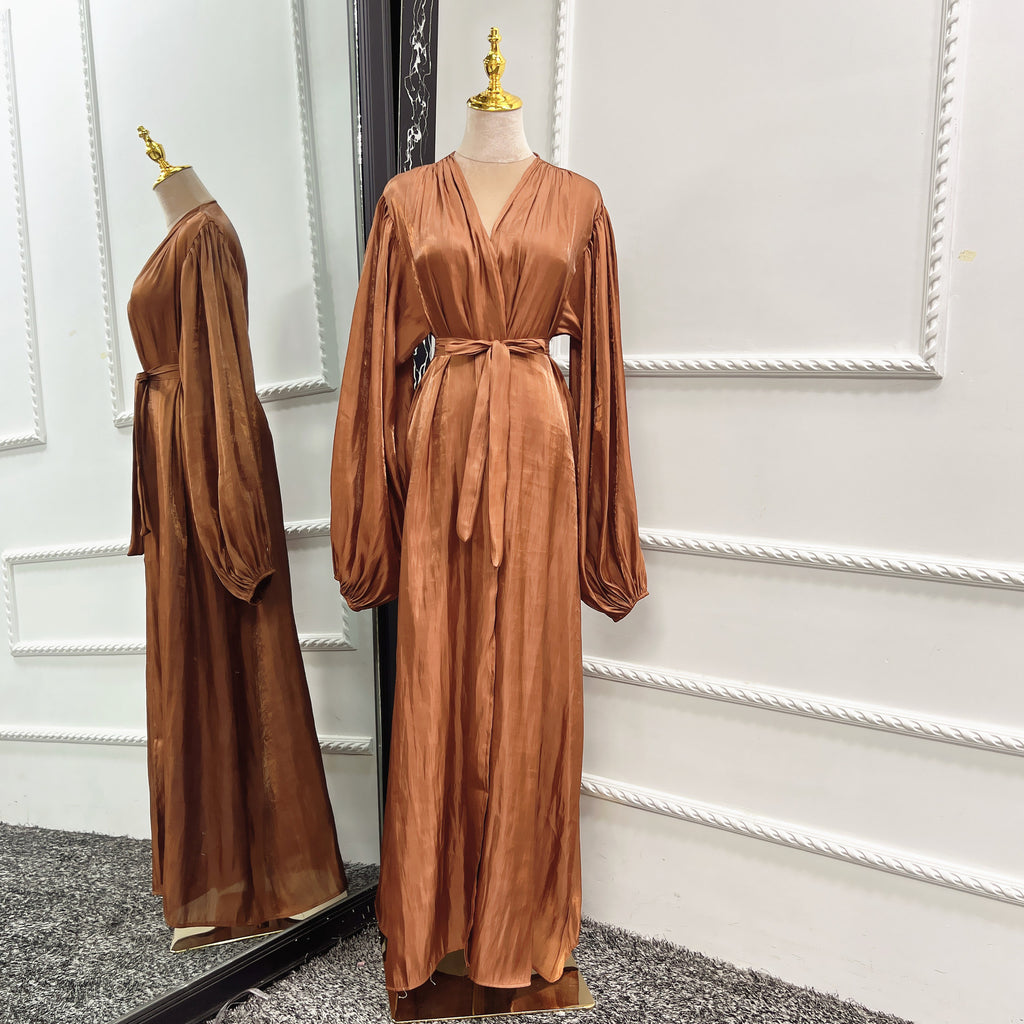 Golden Veil Abaya – Sheer Flowing Luxury Layer