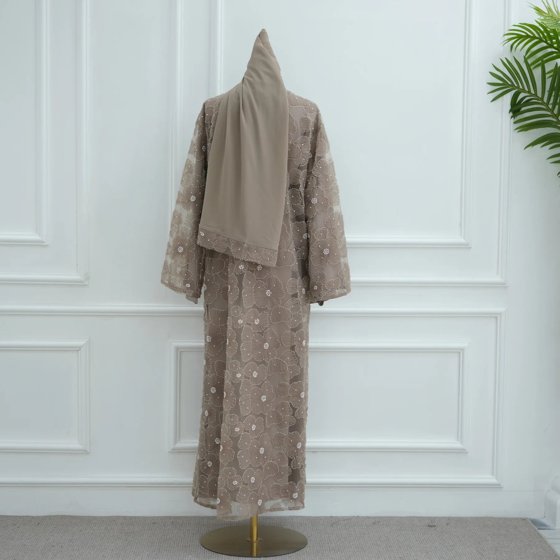 Royal Blossom Abaya – Handcrafted Floral Elegance