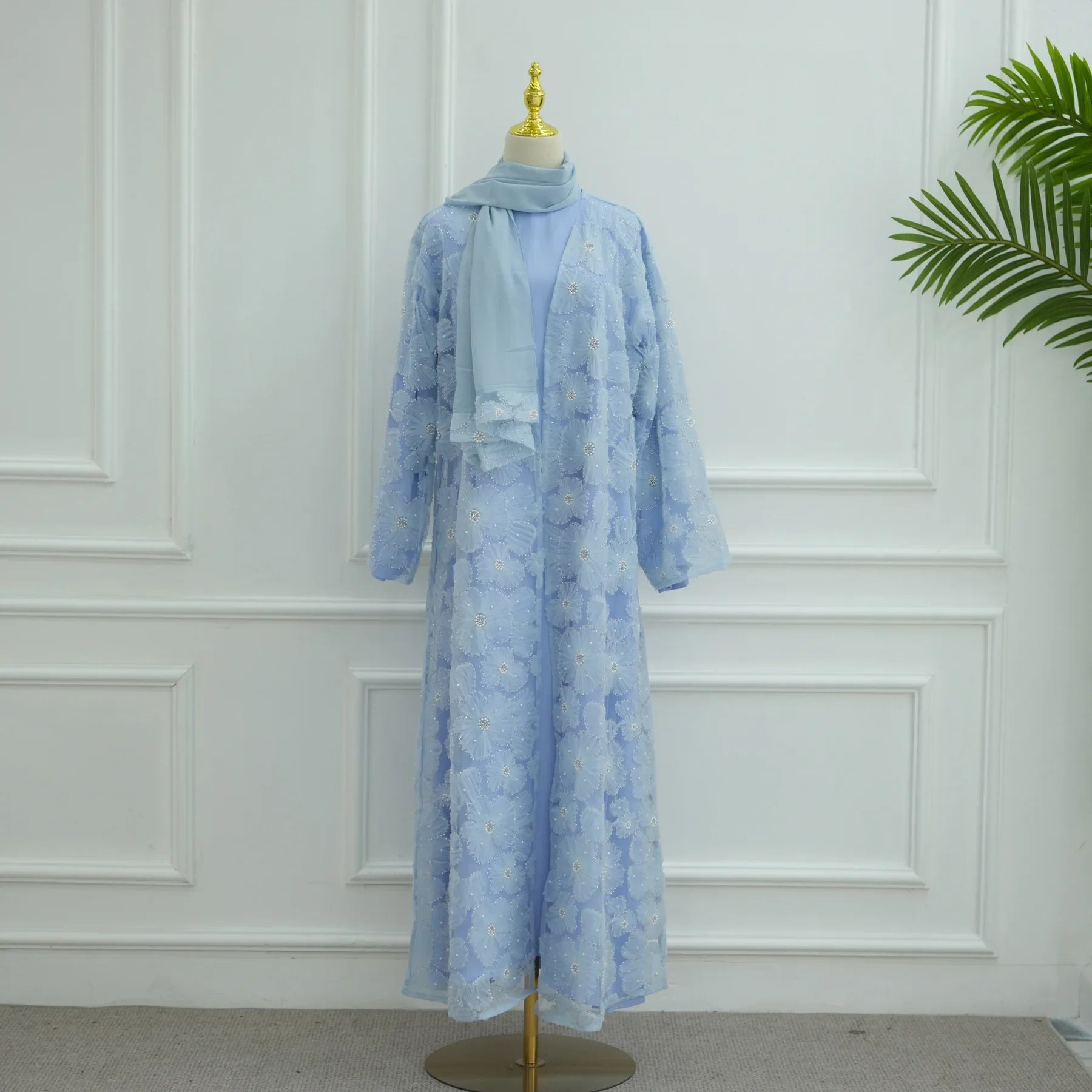 Royal Blossom Abaya – Handcrafted Floral Elegance