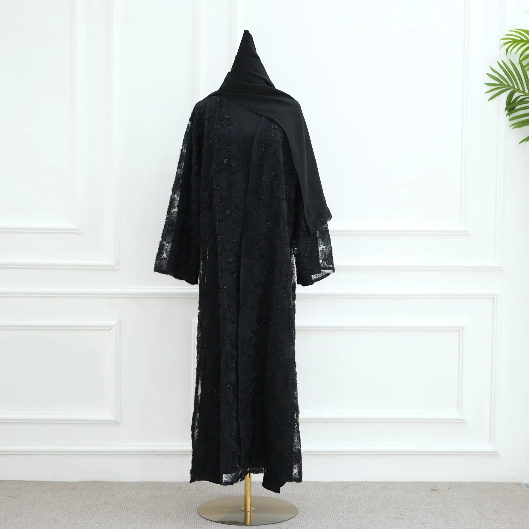 Royal Blossom Abaya – Handcrafted Floral Elegance