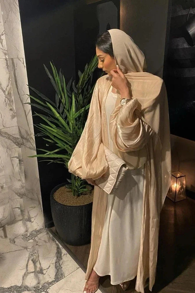 Golden Veil Abaya – Sheer Flowing Luxury Layer