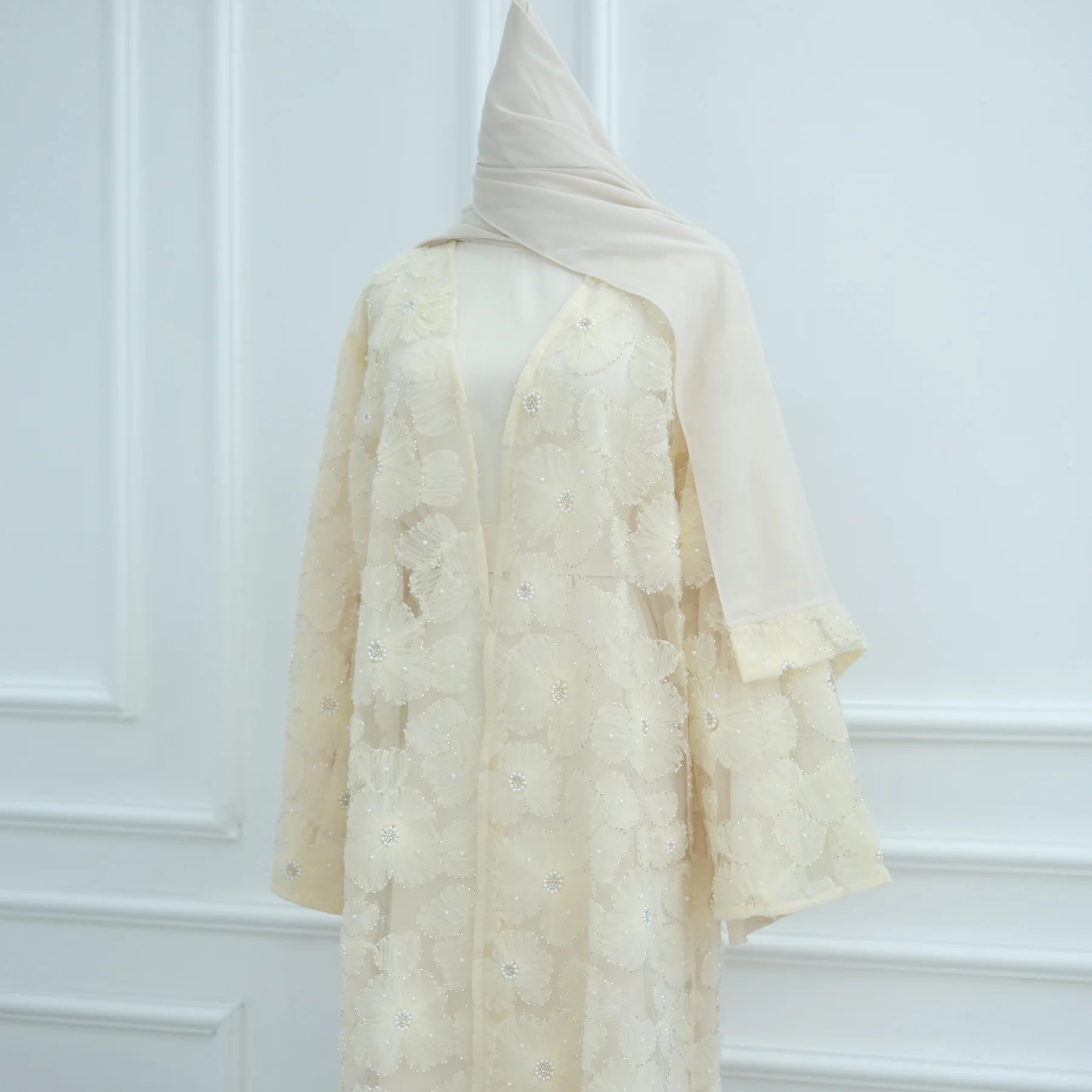 Royal Blossom Abaya – Handcrafted Floral Elegance