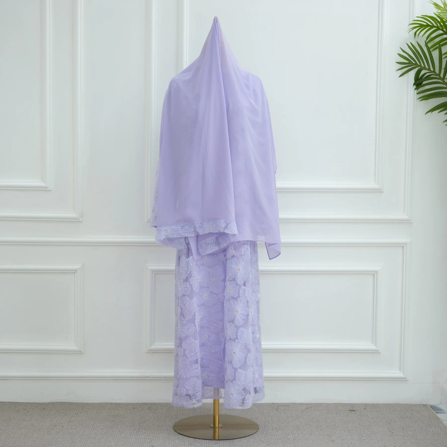 Royal Blossom Abaya – Handcrafted Floral Elegance
